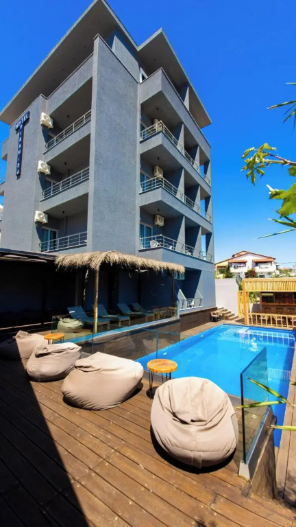 Hotel Piramida