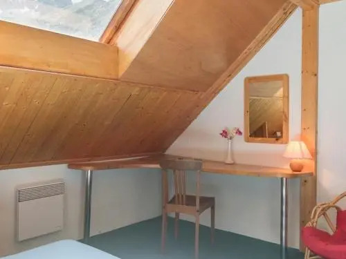 Apartment Roche Colombe