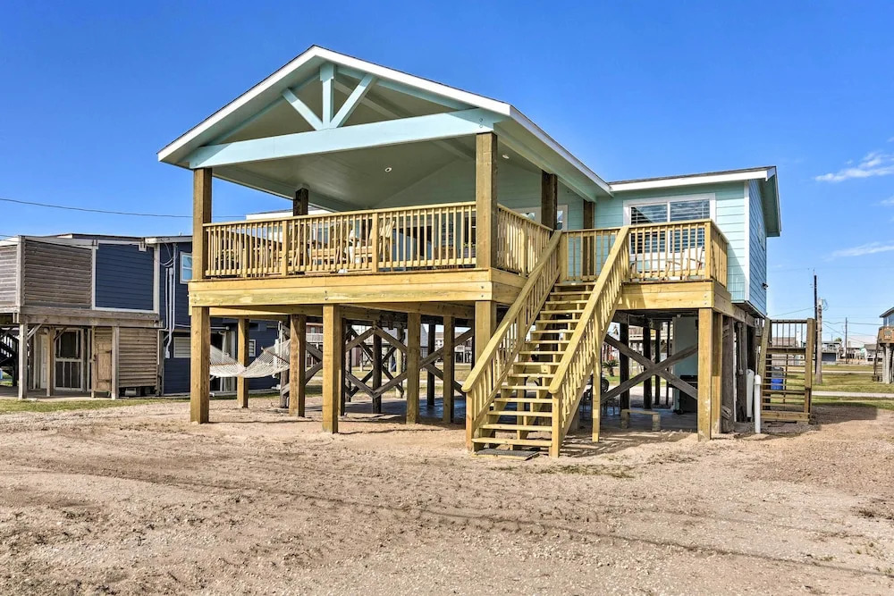 Surfside Beach Vacation Rental w/ Ocean Views