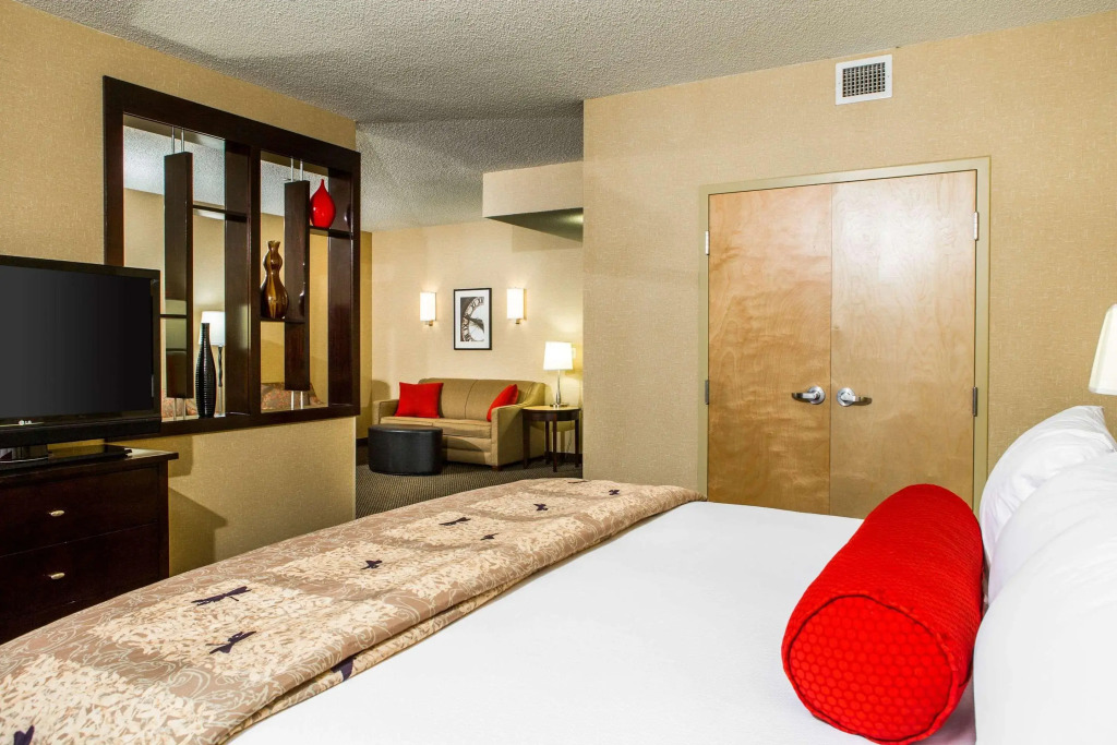 Cambria Hotel Raleigh-Durham Airport