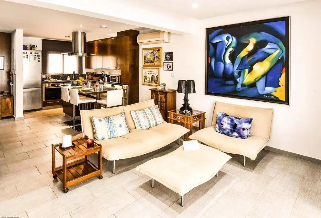 2 Br Villa Blue Phoenix - Chg 8911