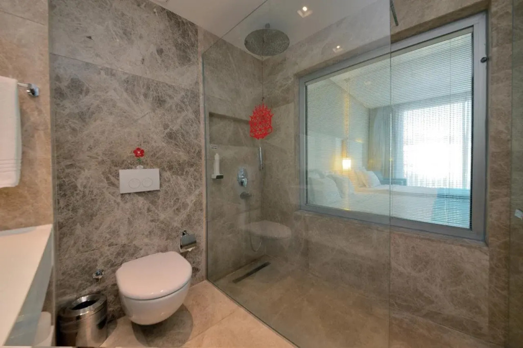 Lugga Boutique Hotel & Beach