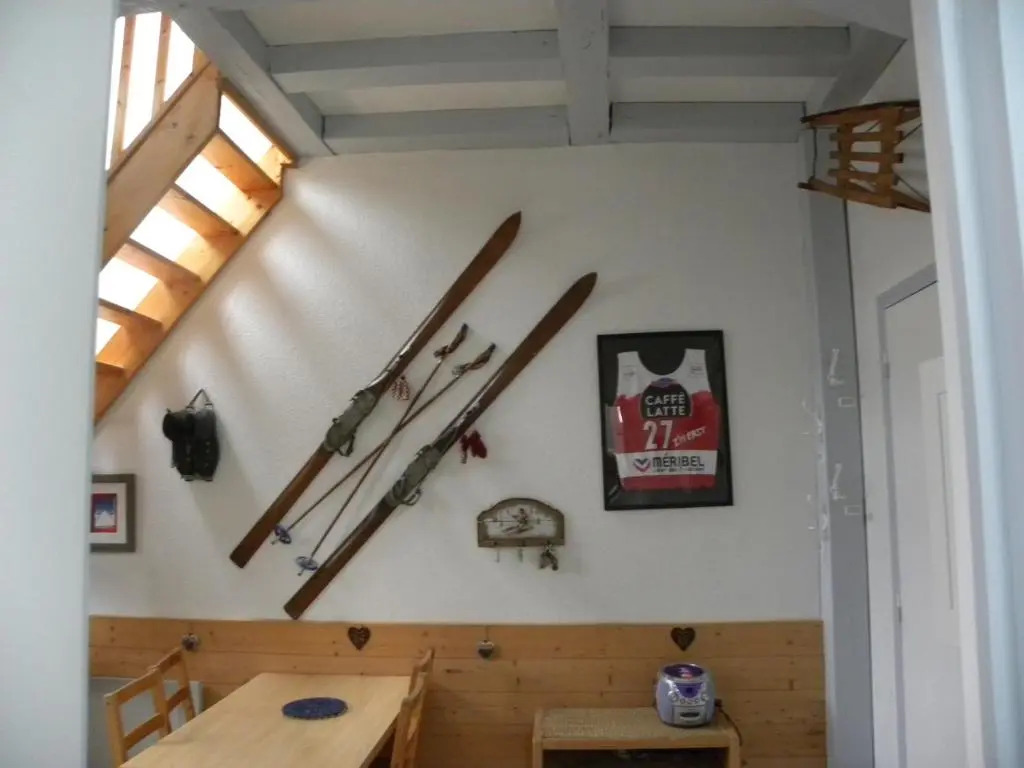 LE CENTRAL studio mezzanine