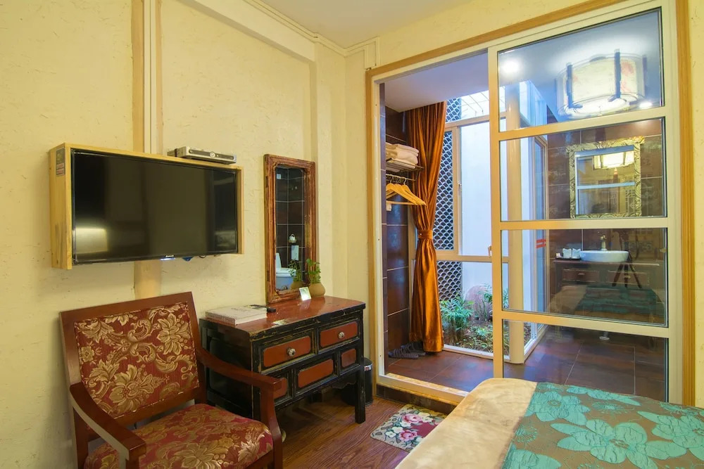 Weishan Ancient Town Boutique Inn