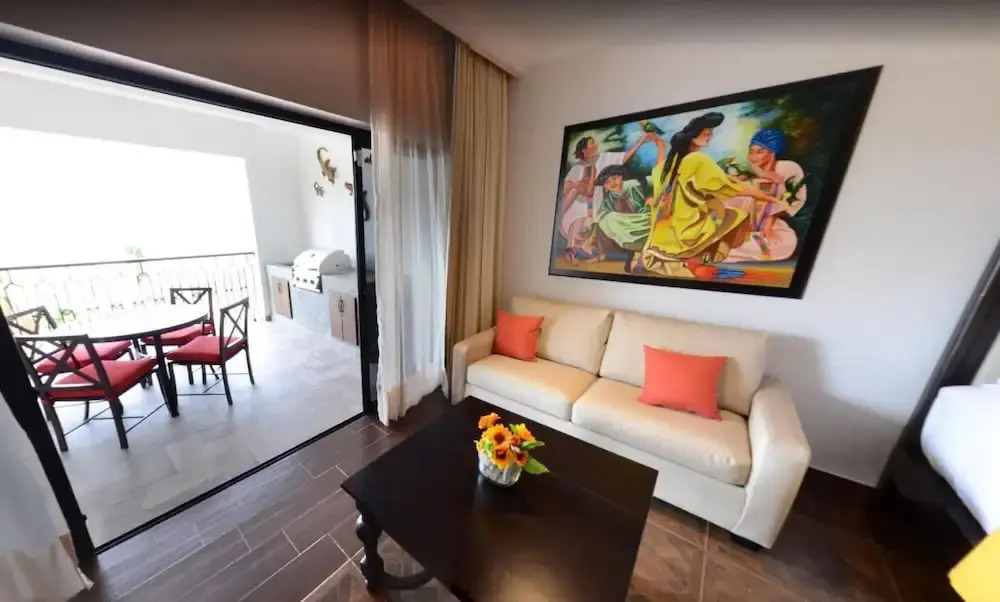 Enchanting Specious 2BR With Terrace - Cabo