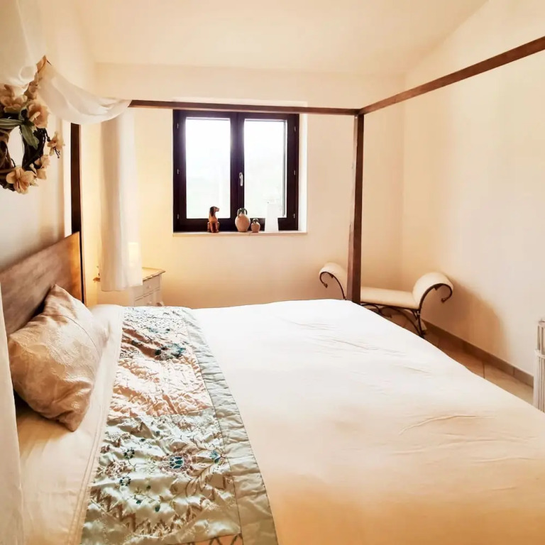 Amazing 2-bed Apartment in Paglieta for 6 People