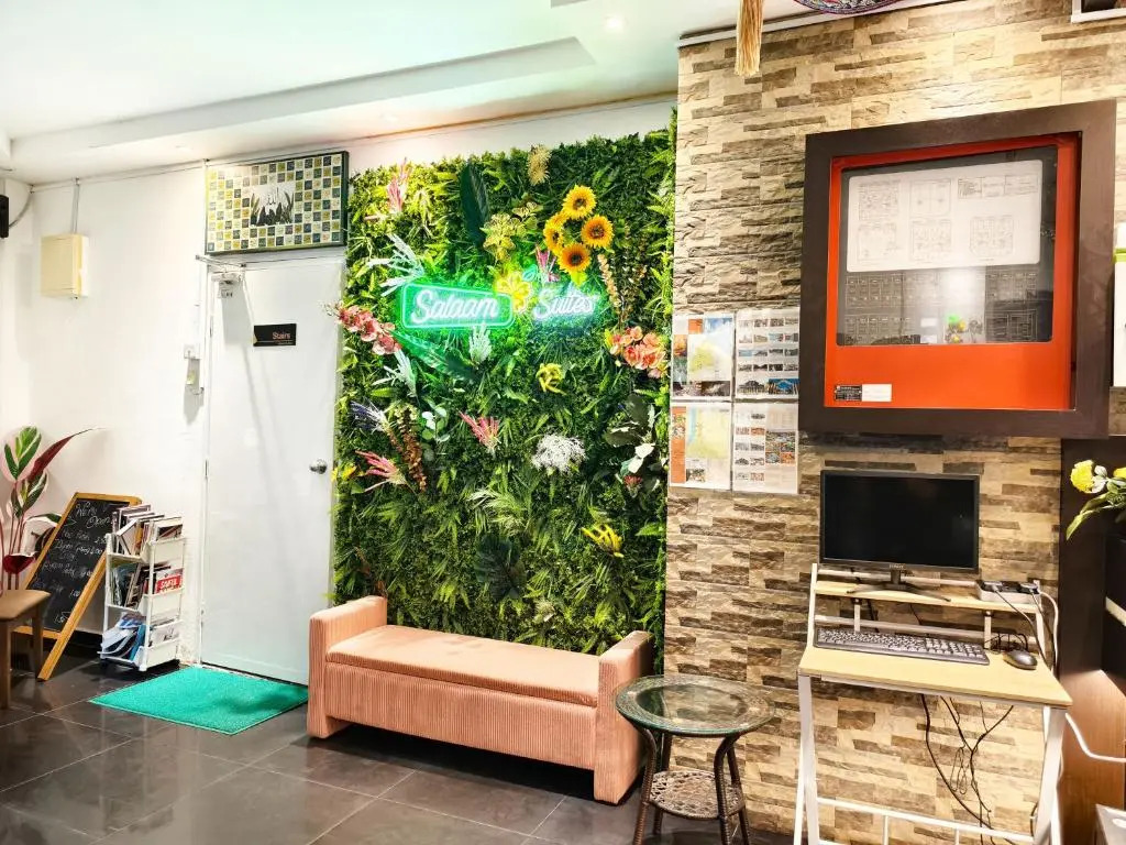 Salaam Suites Hotel