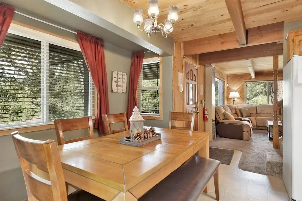 2166-alpine Adventure 5 Bedroom Home by RedAwning