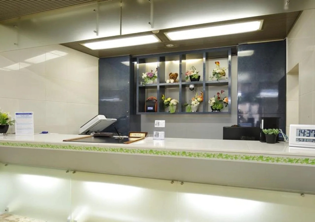 Grampus Inn Osaka Namba