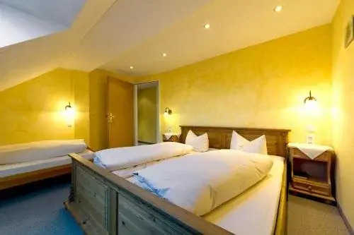 Gasthof Hotel "Zur Insel"