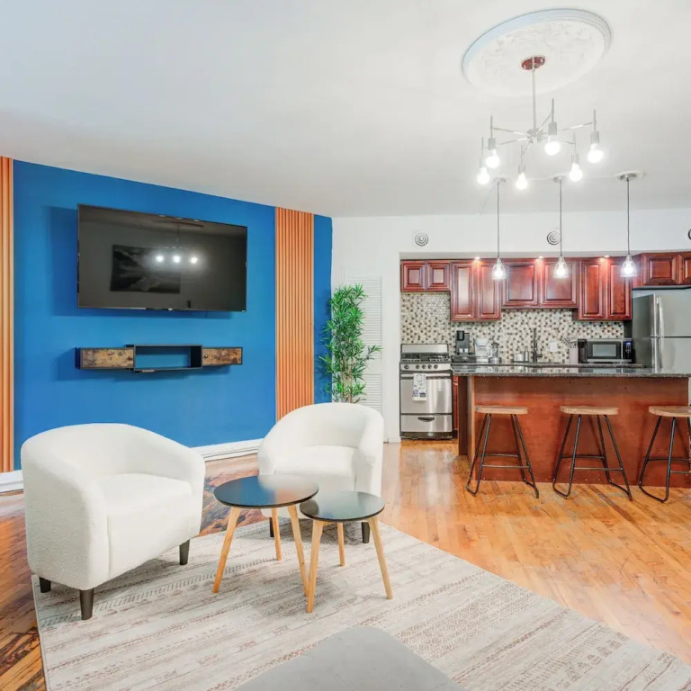 303 N 3rd St B2