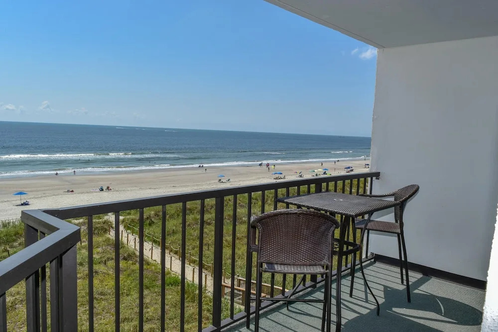 Crescent Sands F4 by Seaside Vacations