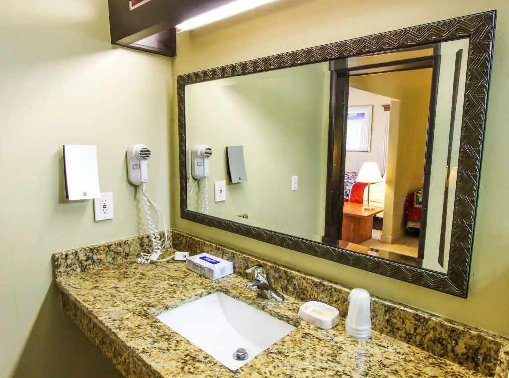 Oceans Beach Resort & Suites