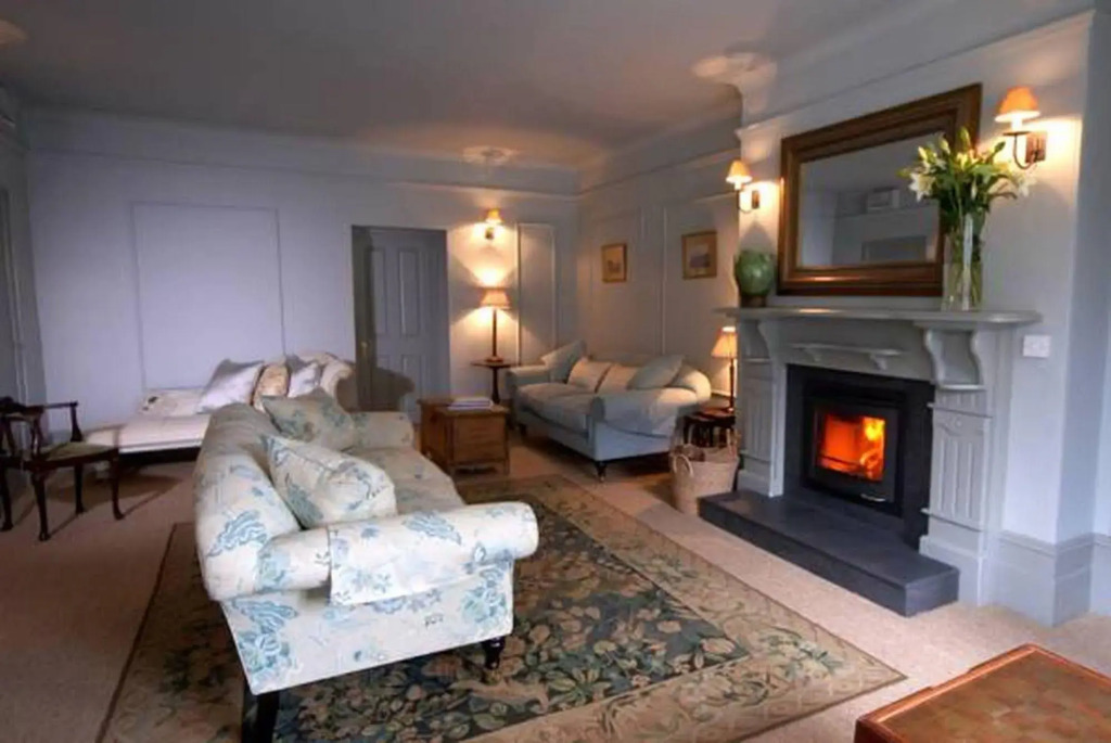 The Rosevine