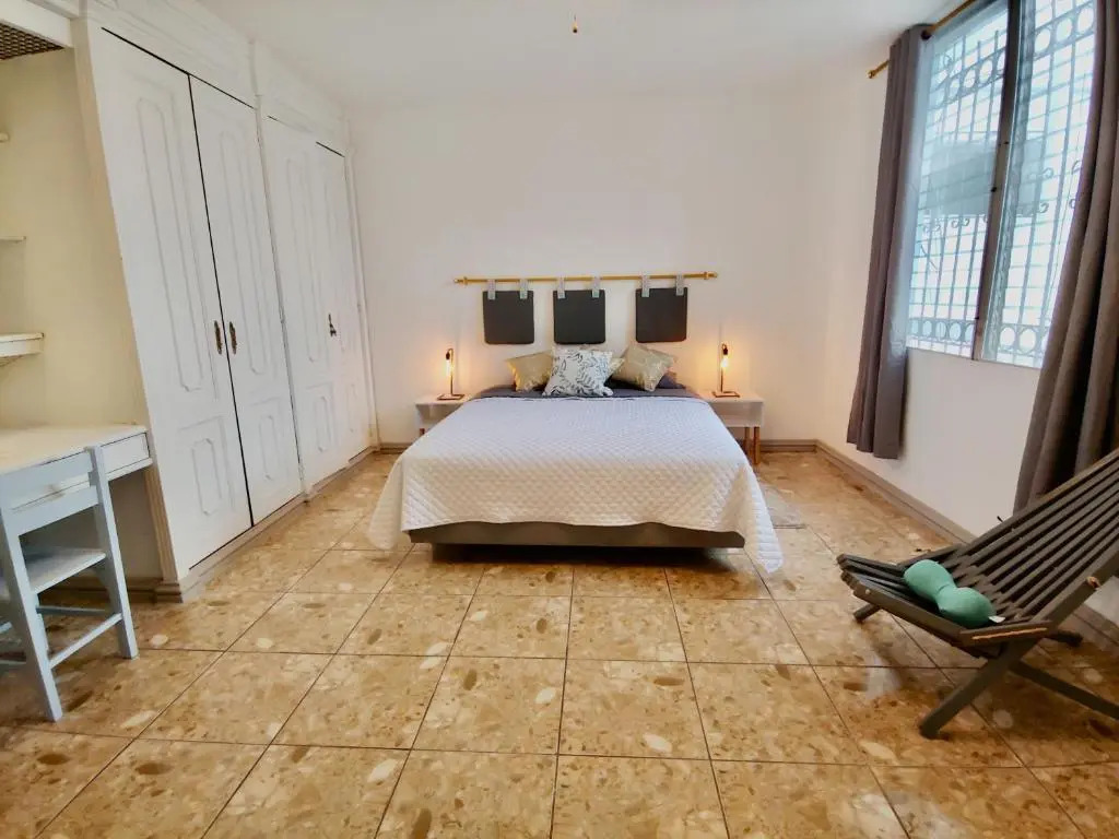 Pepe's House Guayaquil I Self Check-In MicroHotel