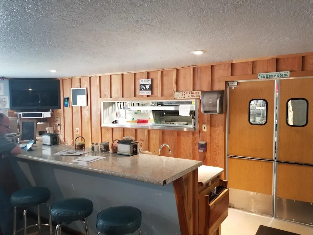 Sourdough Lodge