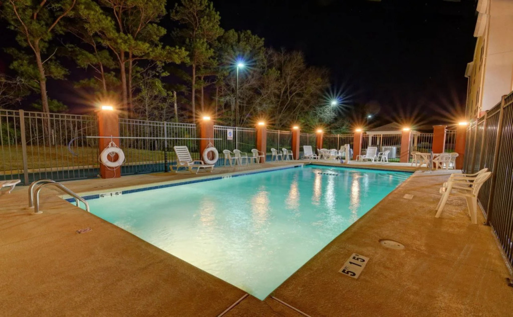 Candlewood Suites Enterprise by IHG