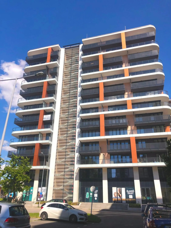 Sweet Home Apartman, 30sqm studio, balcony, mountain view, brand new, free private parking