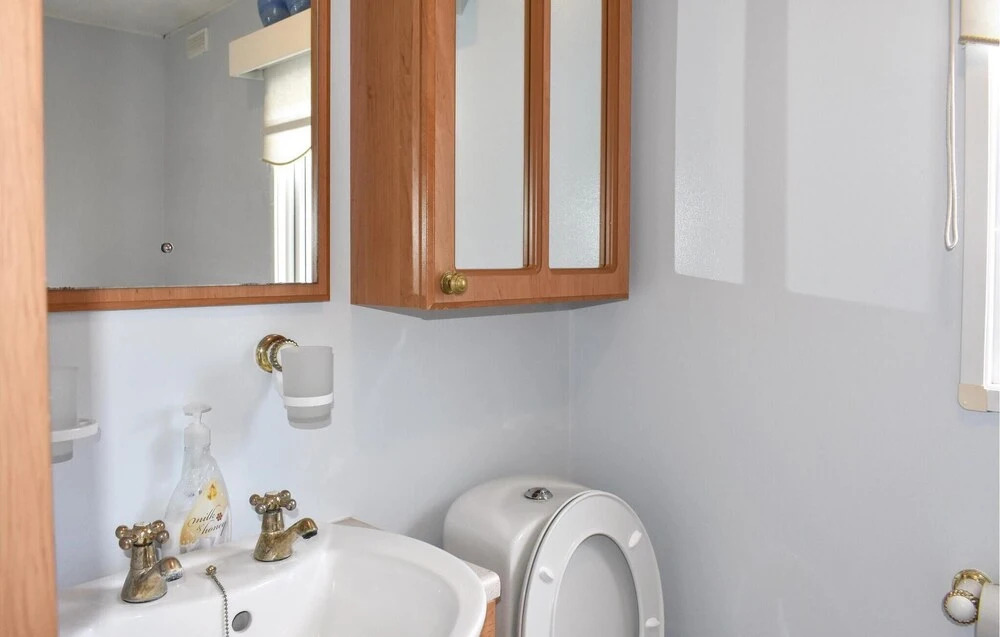 Beautiful Caravan in Beddingestrand With 2 Bedrooms
