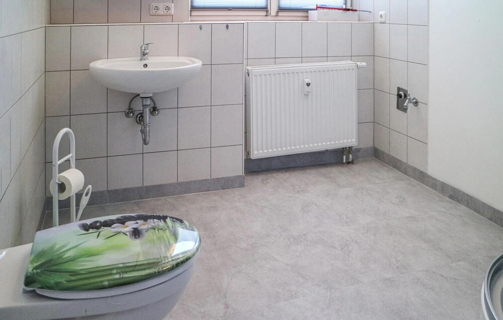 Nice Apartment in Krakow am See With 1 Bedrooms
