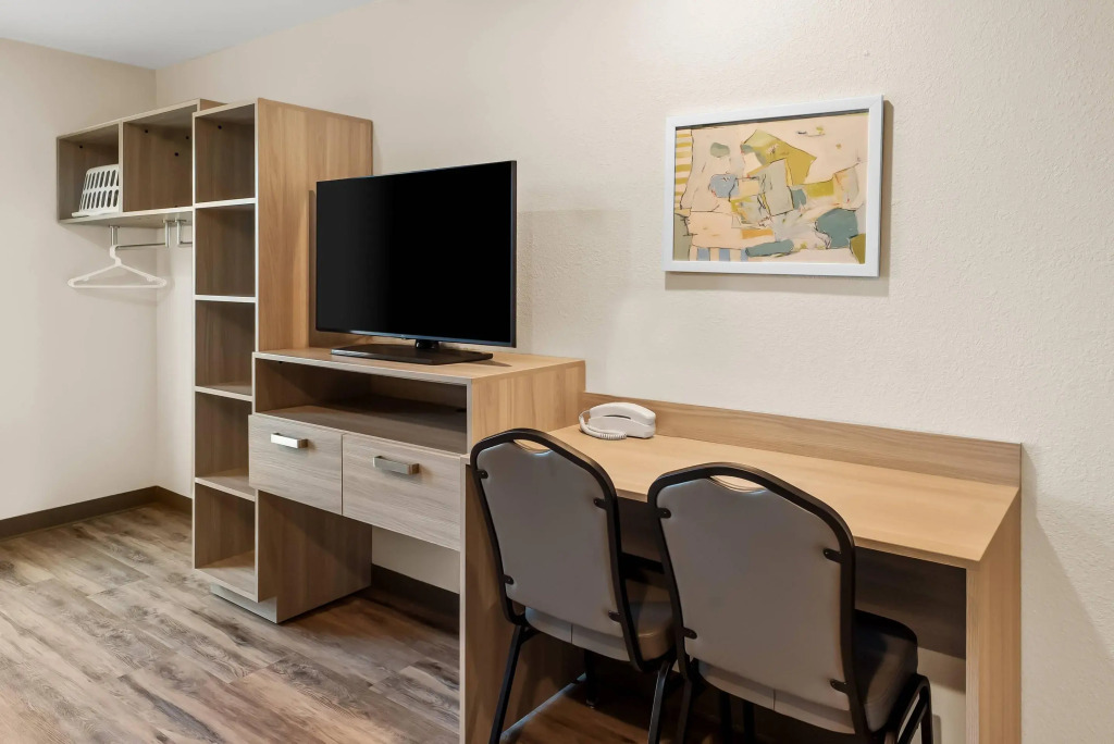 Woodspring Suites Greenville Airport