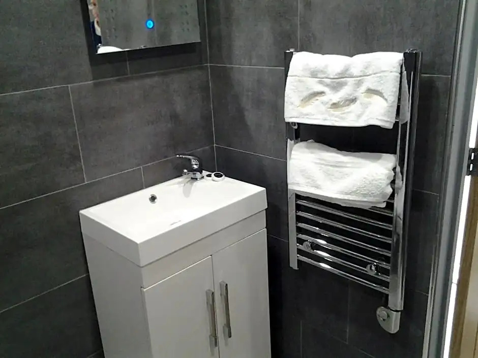 Lady Charlotte Guest rooms triple rooms