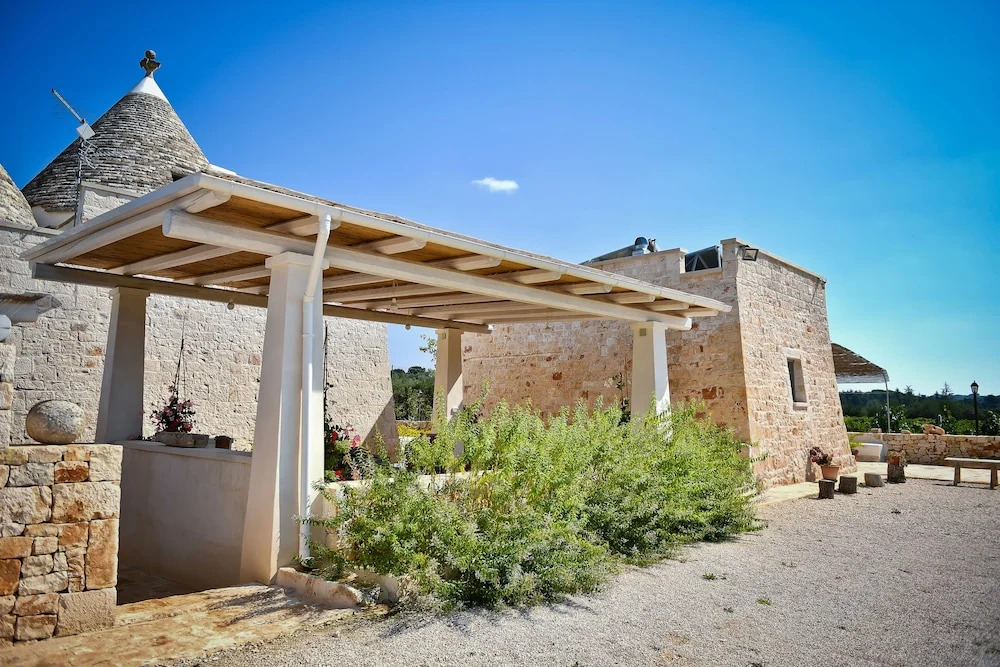 Trulli Laetitia