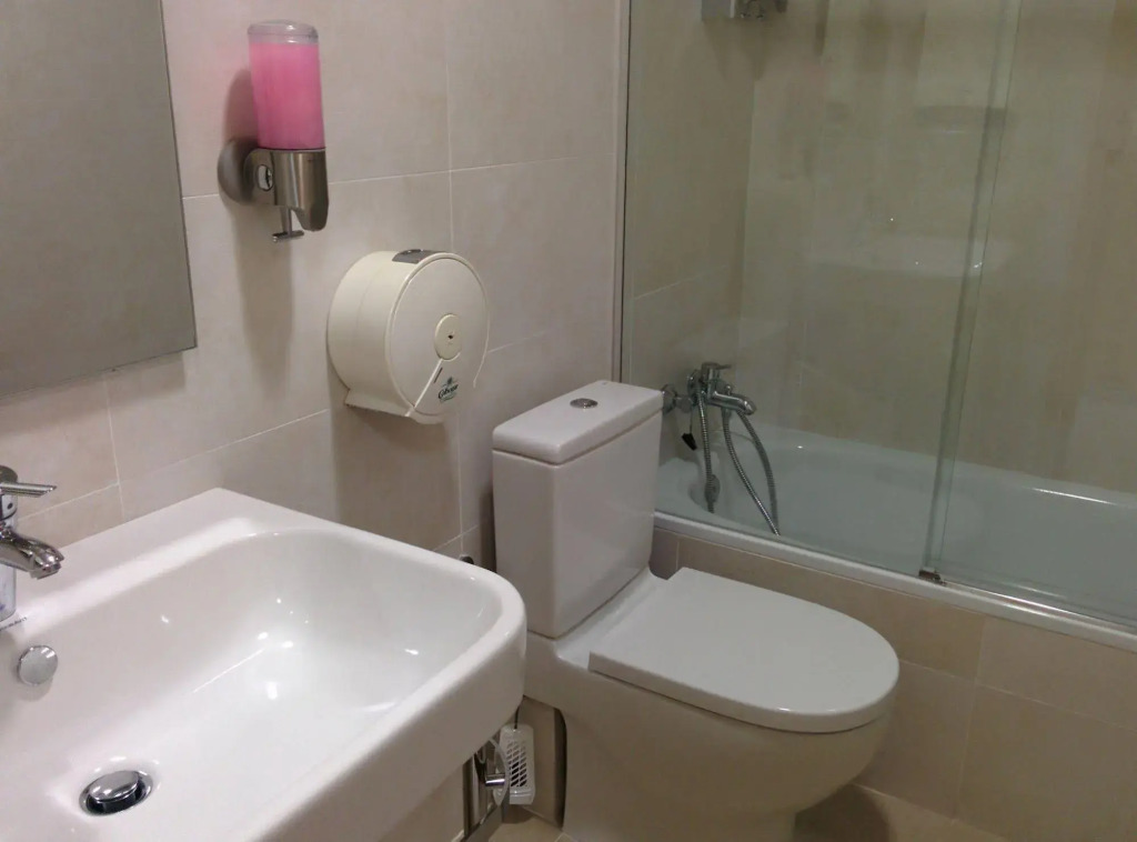 Hostal BESTPRICE Barcelona Stadium