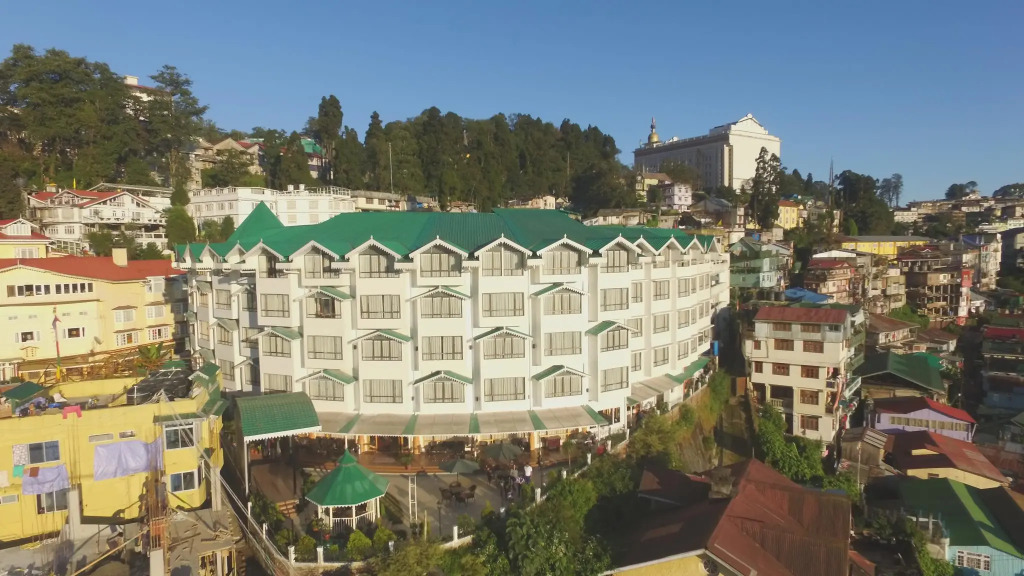 Crescent Resort