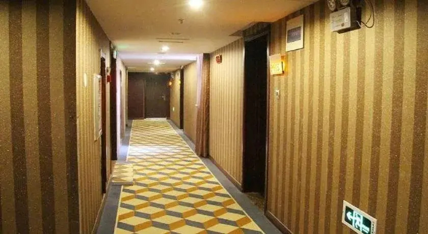Zhongmou Hotel