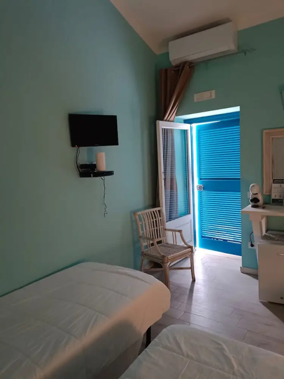 Amazing Double Room N6784 in the Center
