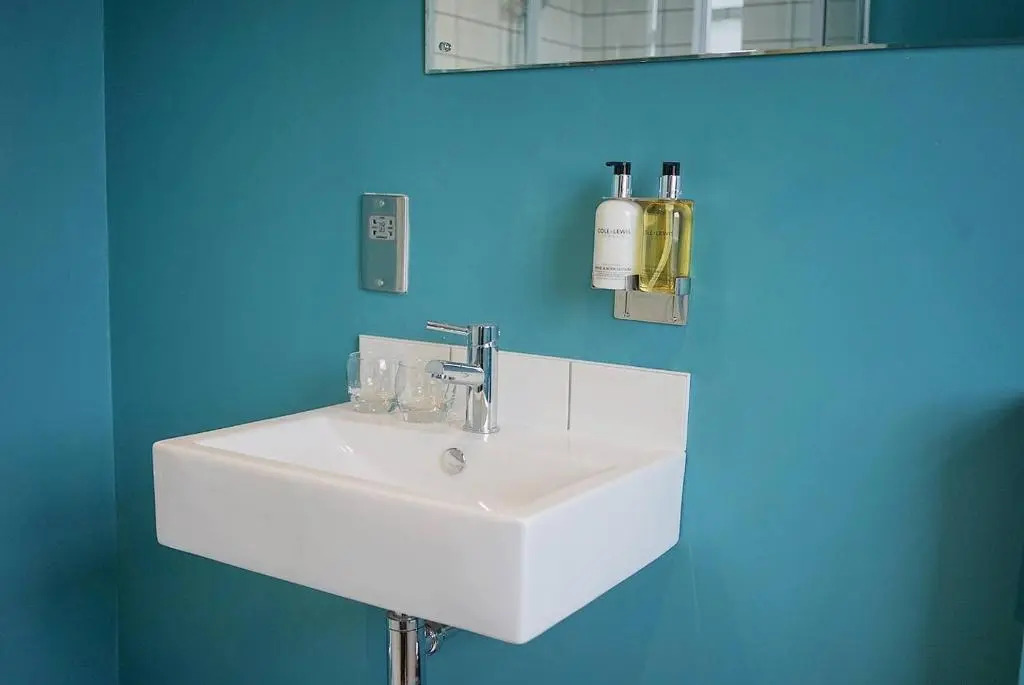 The Alma Taverns Boutique Suites - Room 1 - Hopewell
