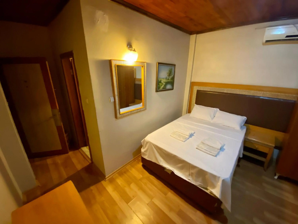 Albea Hotel