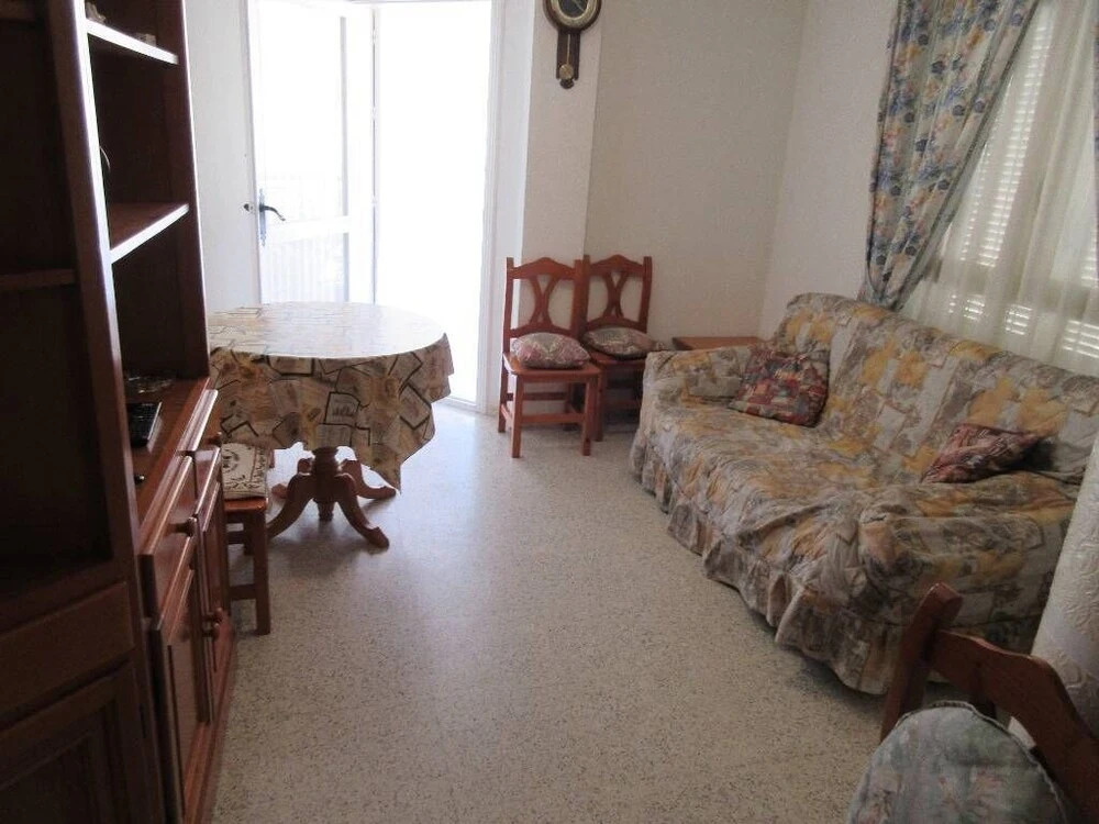 Appartment with swimming pool, quiet and less than 200m from the beach