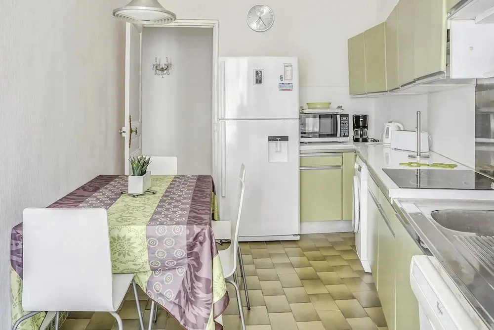 Apartment in Nice Near Beaches