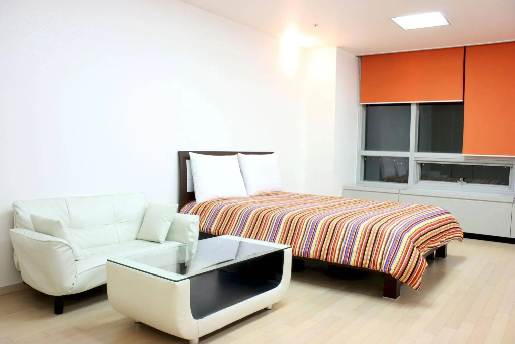 Incheon Airport Line Guesthouse