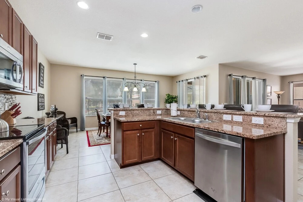 210 Las Fuentes Dr
