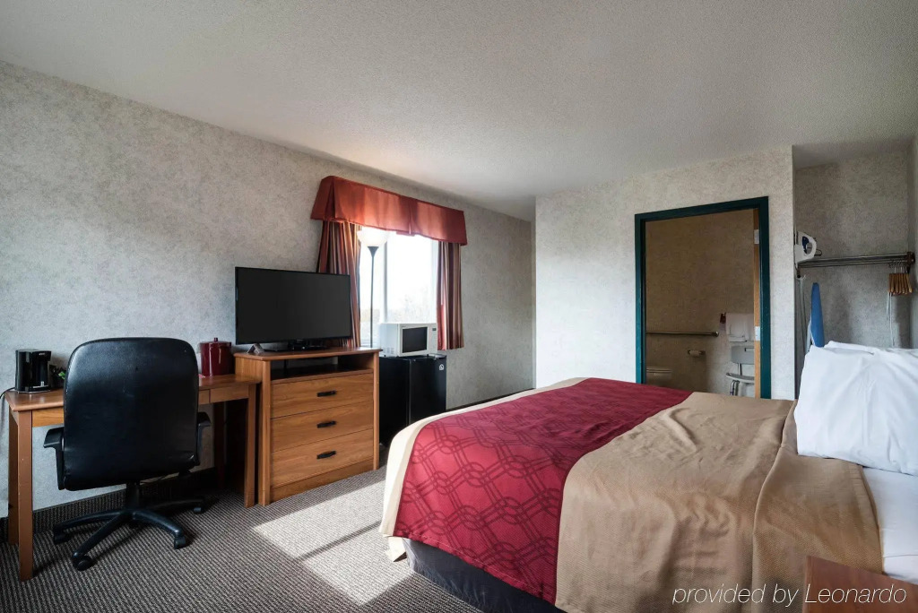 Red Carpet Inn Suites Cananda