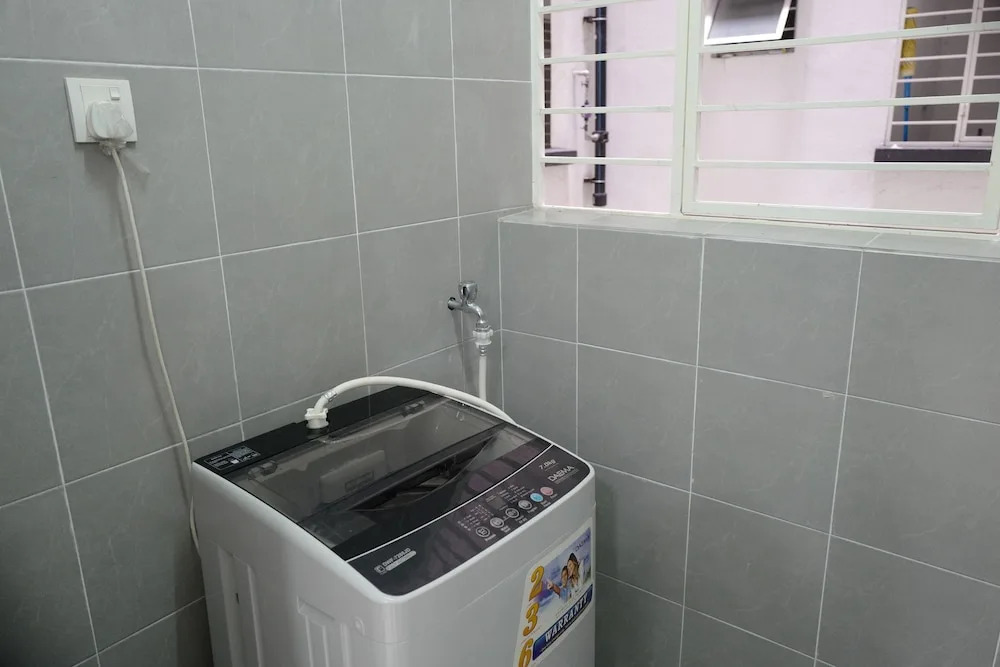 Pangsapuri Suria Kota Damansara by Friend