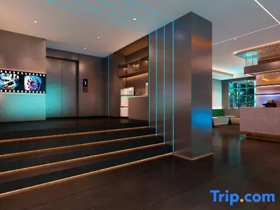 ReMAX Remai E-Sports Hotel (Jiangbei Datongqiao Subway Station)