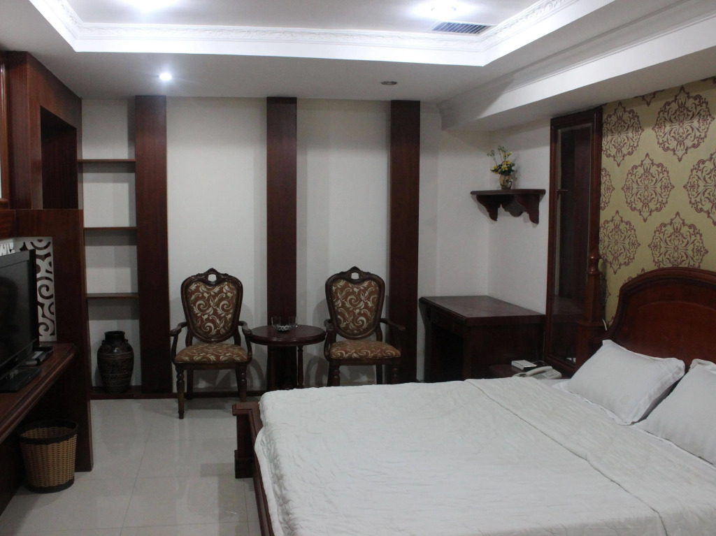 Twin Tiger Hotel
