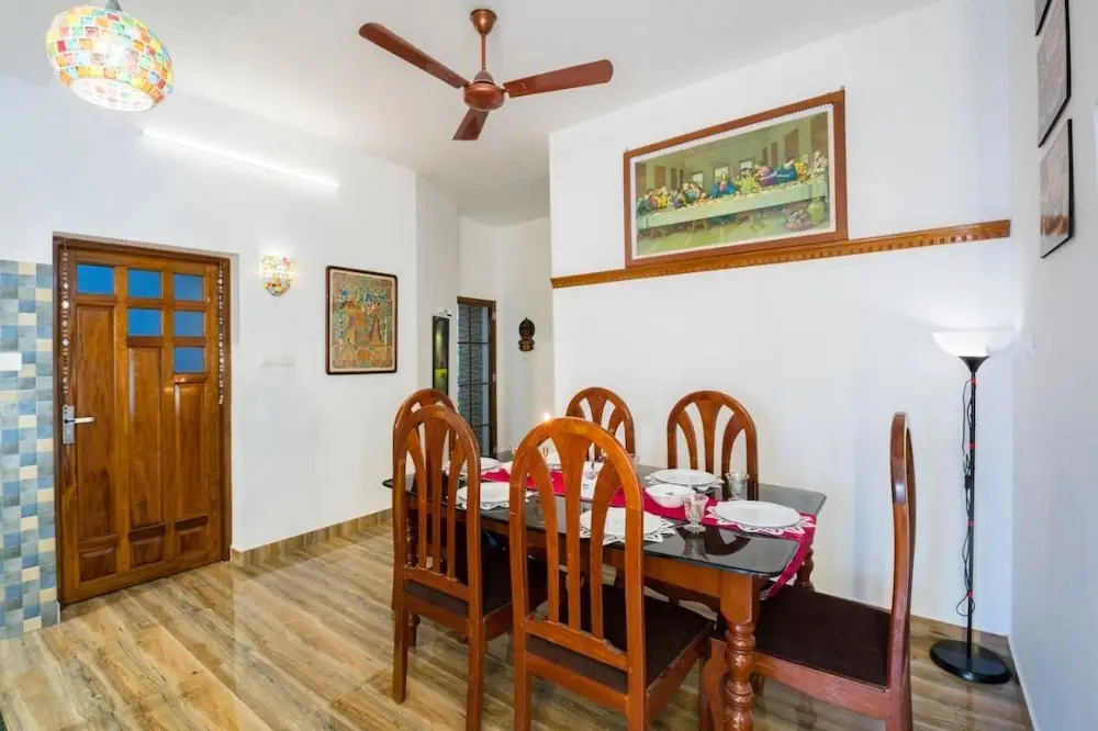 StayApart- peter's Inn Home Stay