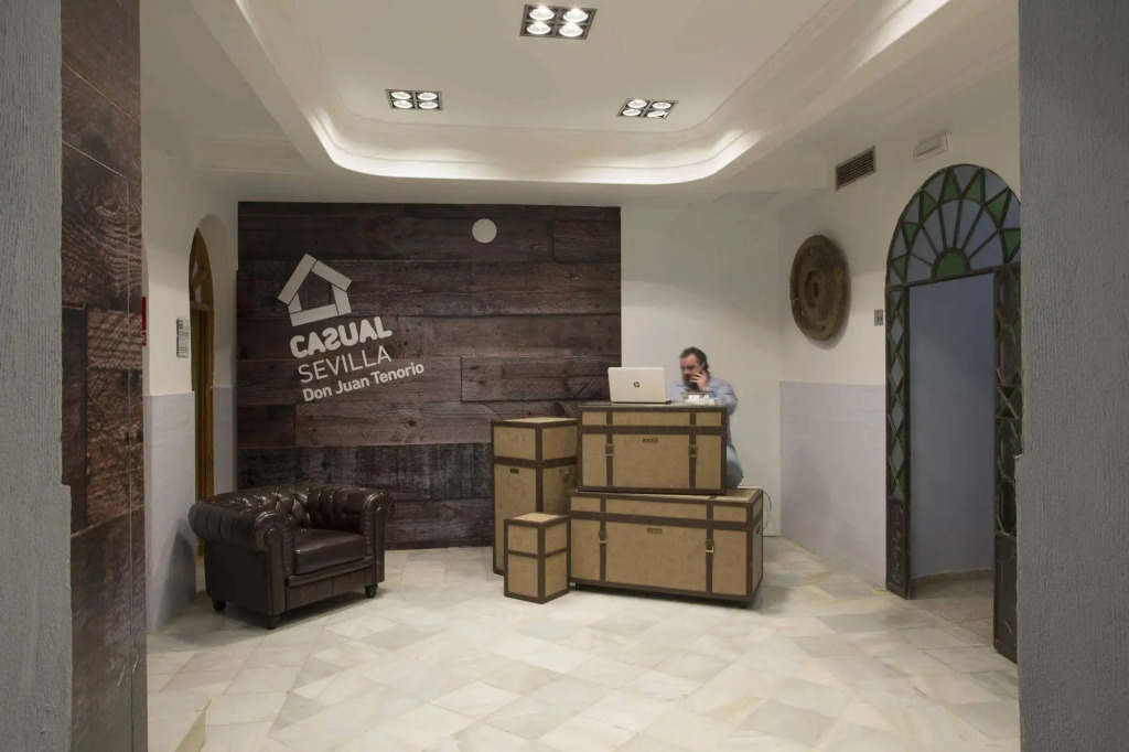 Casual Don Juan Tenorio Sevilla
