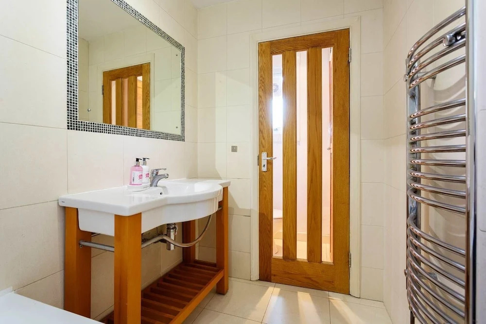 Veeve - Fulham Retreat