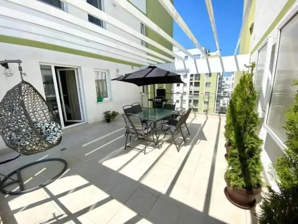MoHost Alpine Calm - 2BR Hideaway