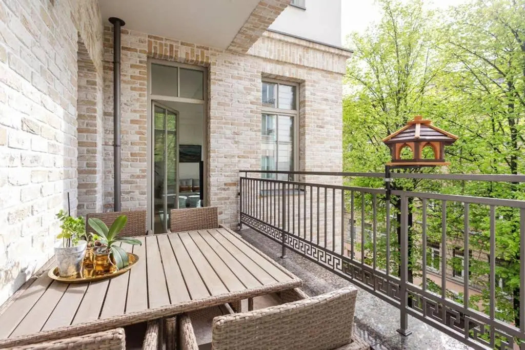 Jogailos Residence peaceful Old Town luxury 3 bdr 2 bathr FREE GARAGE
