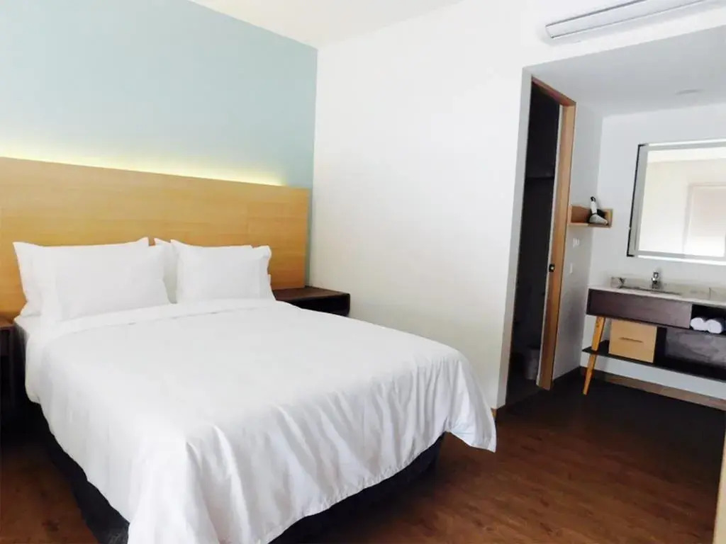 Staybridge Suites Villahermosa  by IHG