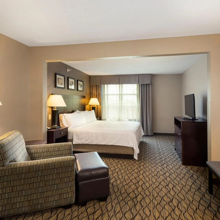 Holiday Inn Express Bloomington West by IHG