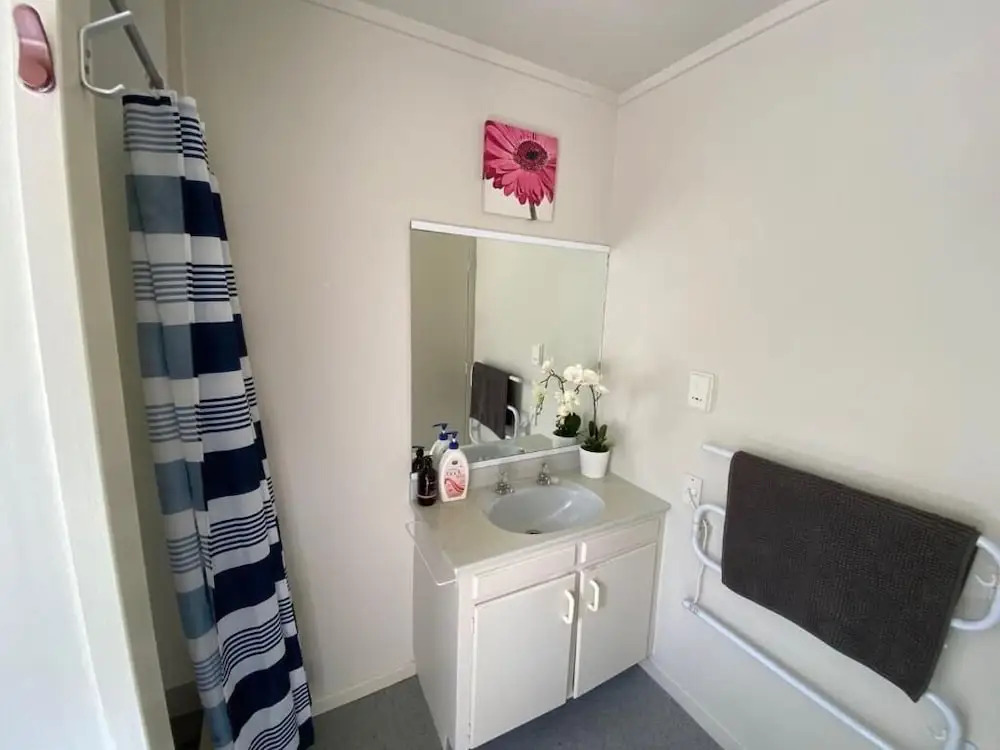 Summer Inn Motel - Newly Renovated