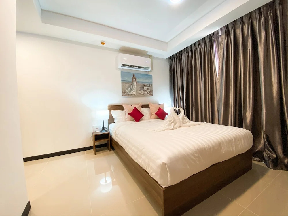 KAI Condo 1BR Pool View NBC Nai Harn